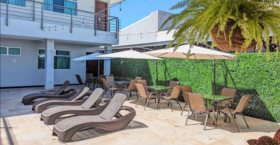 Hotel Cayuga Puntarenas Exterior photo